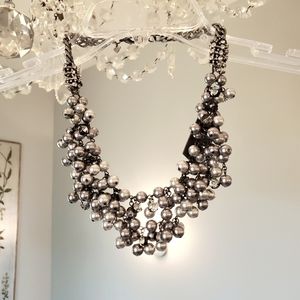 Sparkling Sage Statement Necklace